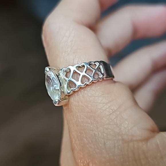 7 cz 925 ring - Picture 3 of 3